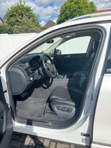 Volkswagen Touareg 3.0 V6 TDI *Executive*R-Line*SdHzg*AHK - gebrauchte VW Touareg aus dem Jahr 2017