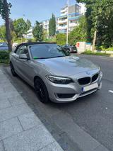 BMW 218i Cabrio| 2. Hand |Scheckheft| Unfallfrei - BMW 218 in Bonn