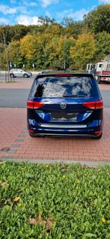 Volkswagen Touran 2.0 TDI SCR DSG SOUND BMT SOUND - mit Diesel-Antrieb: Blau, Alcantara, Abstandswarner