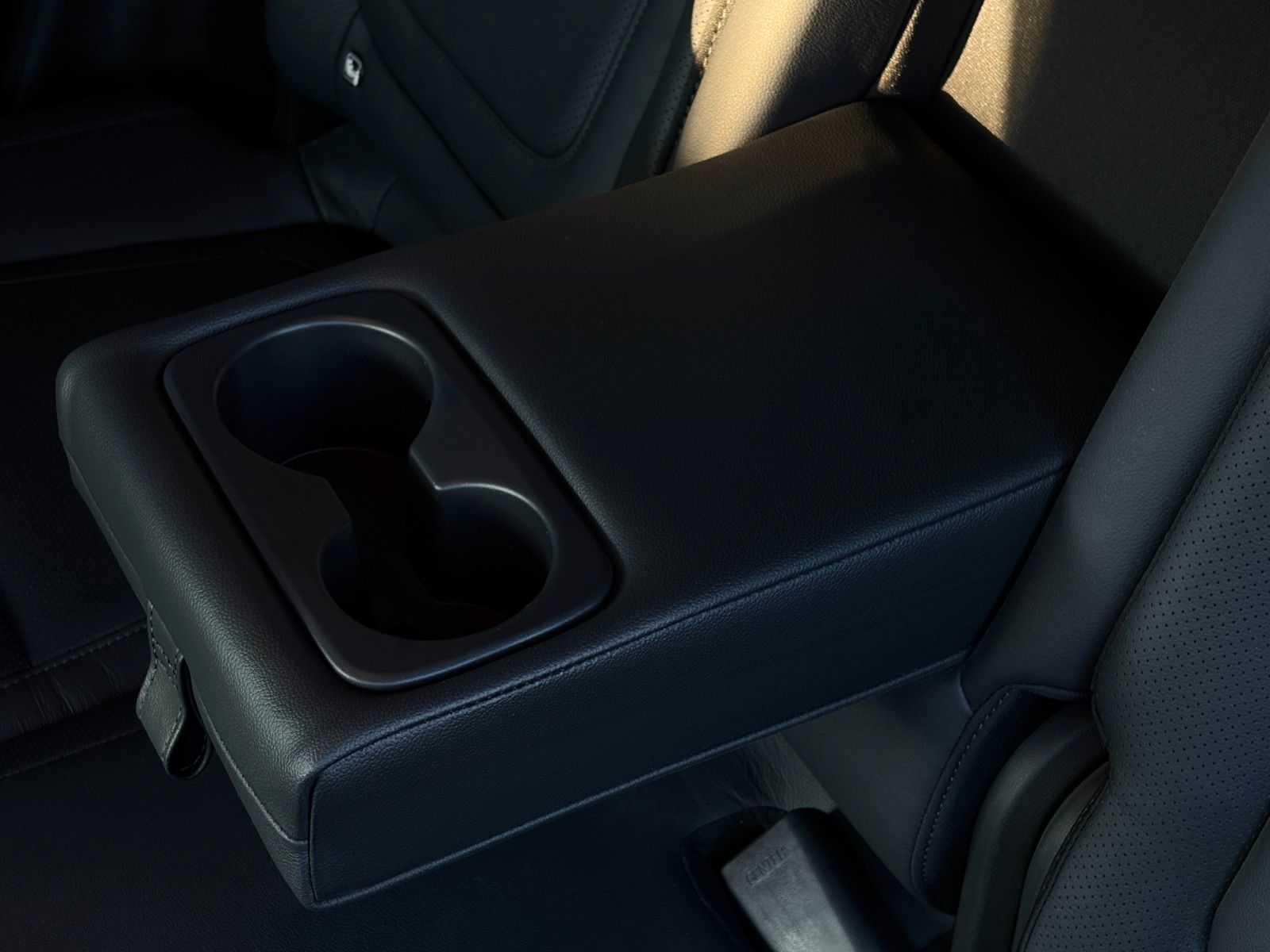 Fahrzeugabbildung Hyundai Tucson 1.6 T-GDI PHEV 4WD KRELL CarPlay 360° LHZ