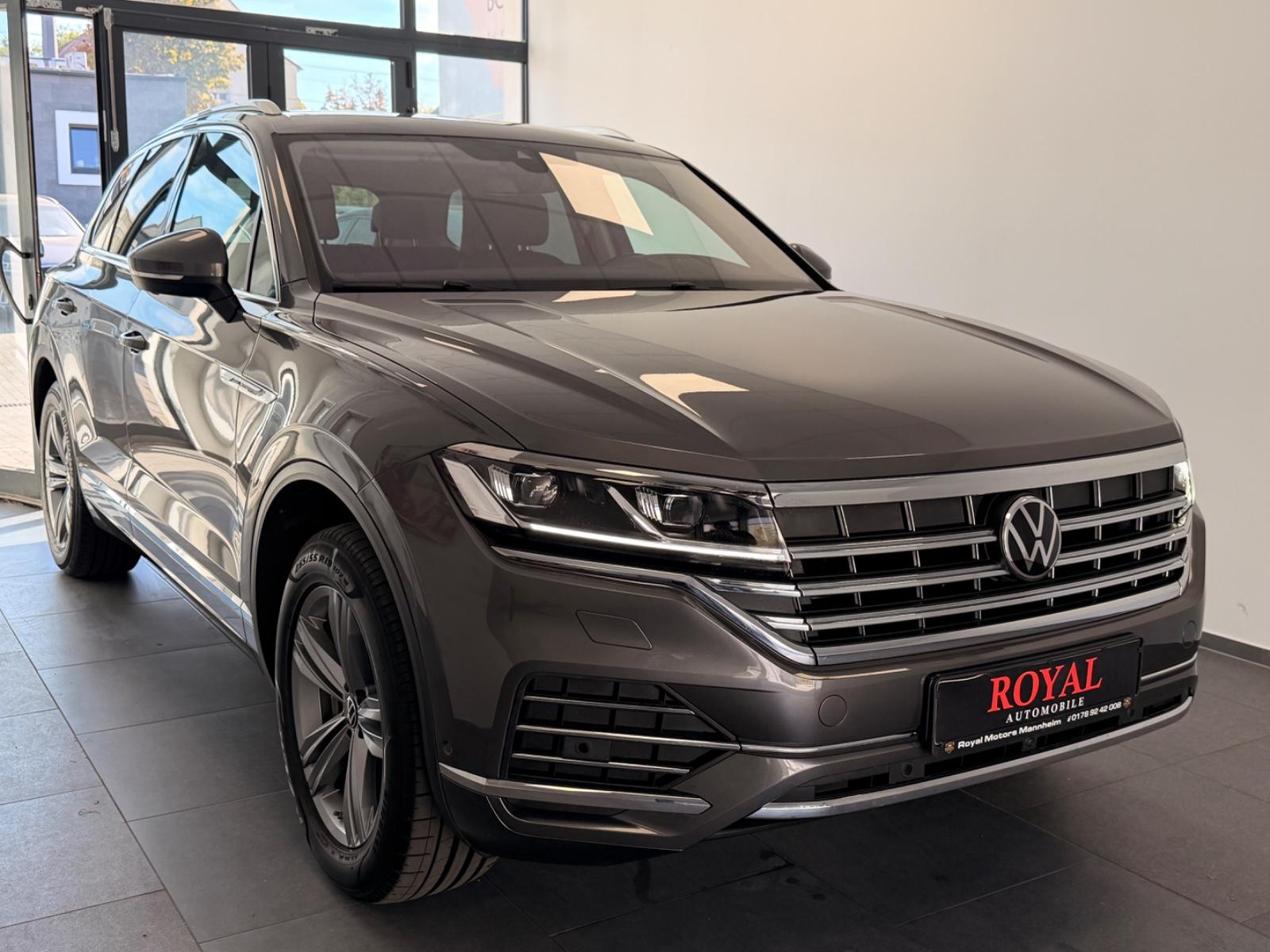Volkswagen Touareg Elegance 4Motion-1.Hand-ACC-360°-AHK