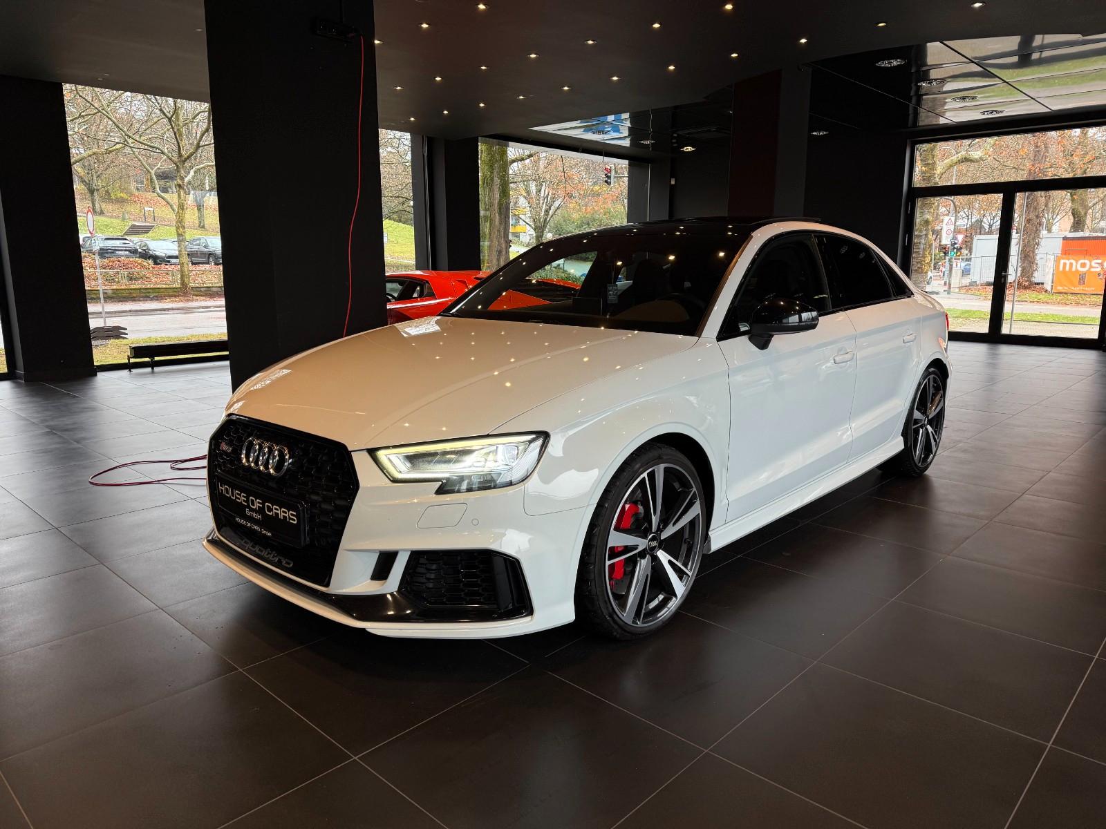 Audi RS3 Lim. 2.5 TFSI quattro*Pano*RS-Sitze*NoOPF