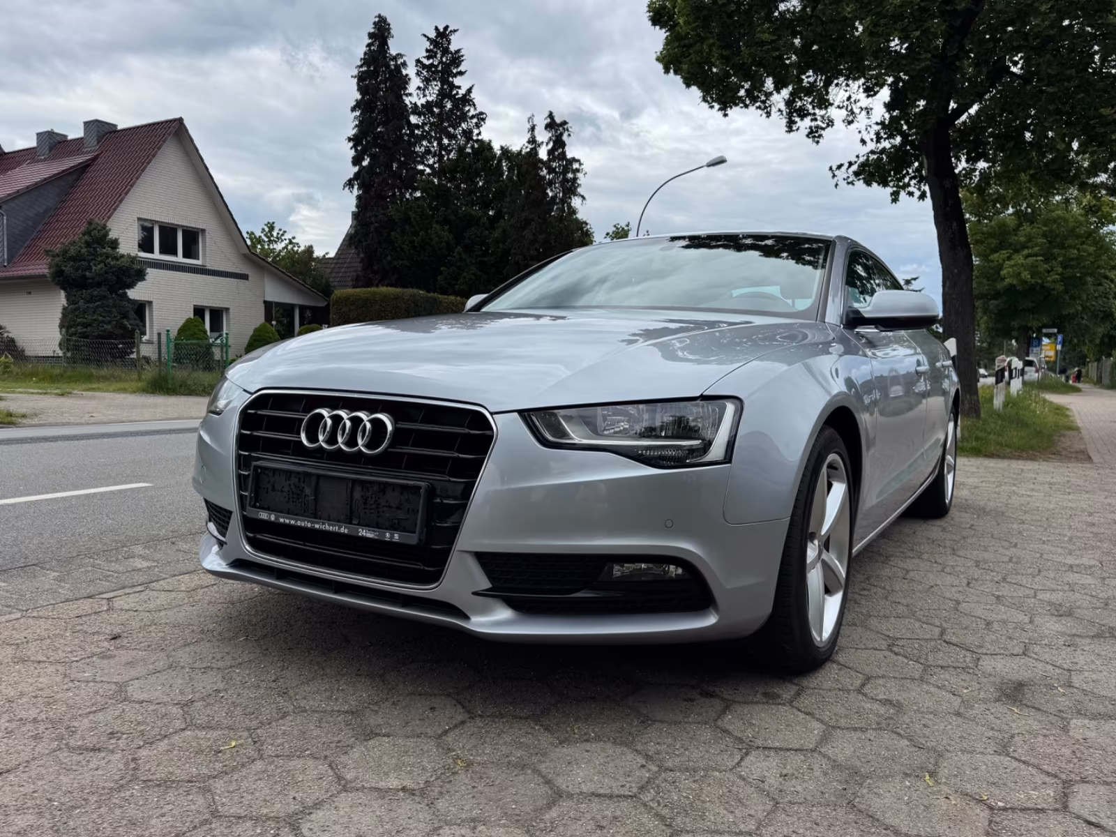 Audi A5 1.8 Auto Euro6 125KW *2.Hand+Voll Scheckheft*
