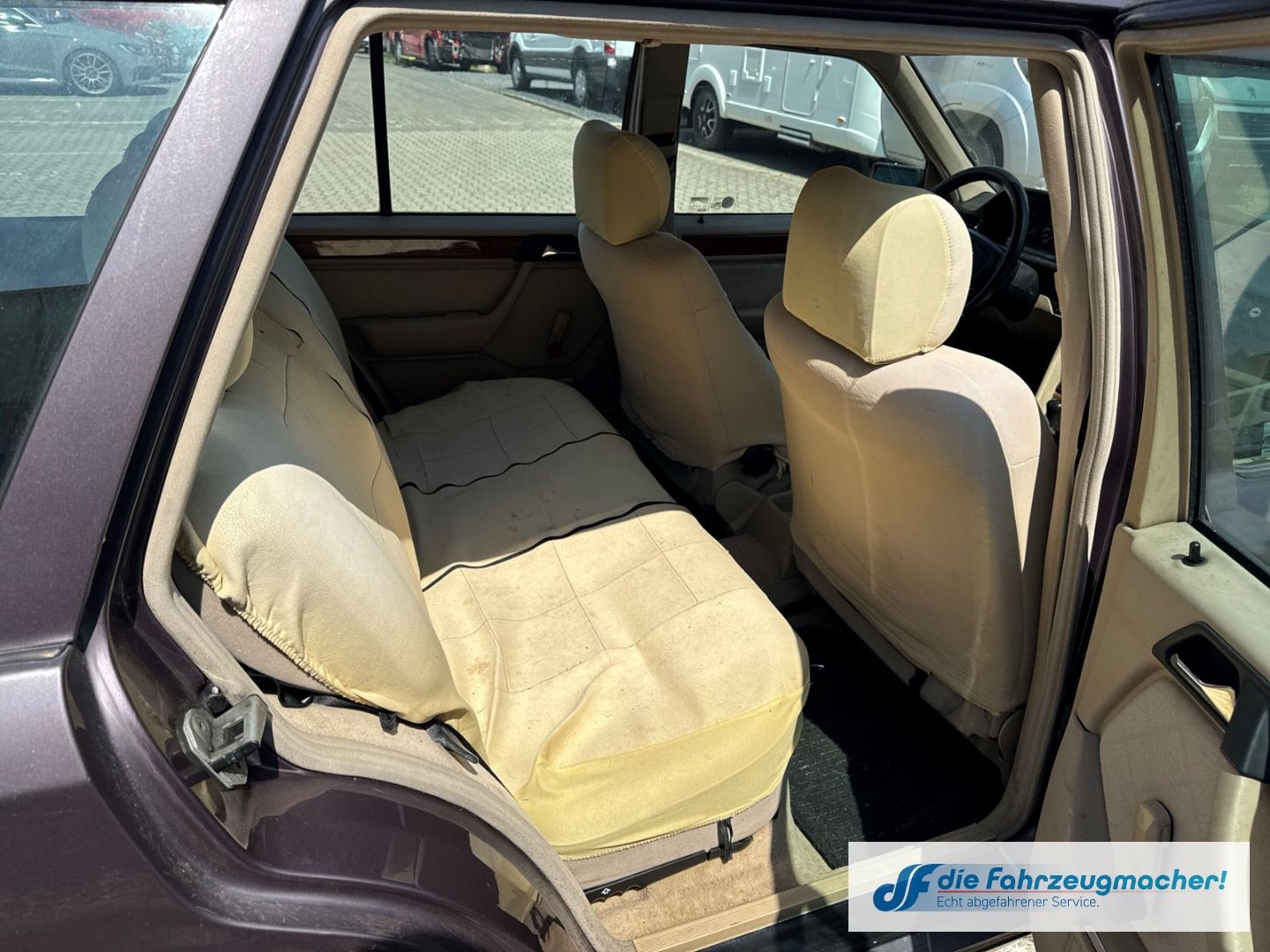 Fahrzeugabbildung Mercedes-Benz E 220 ET-Modell 220TE Alarm el.SP Spieg. *EXPORT