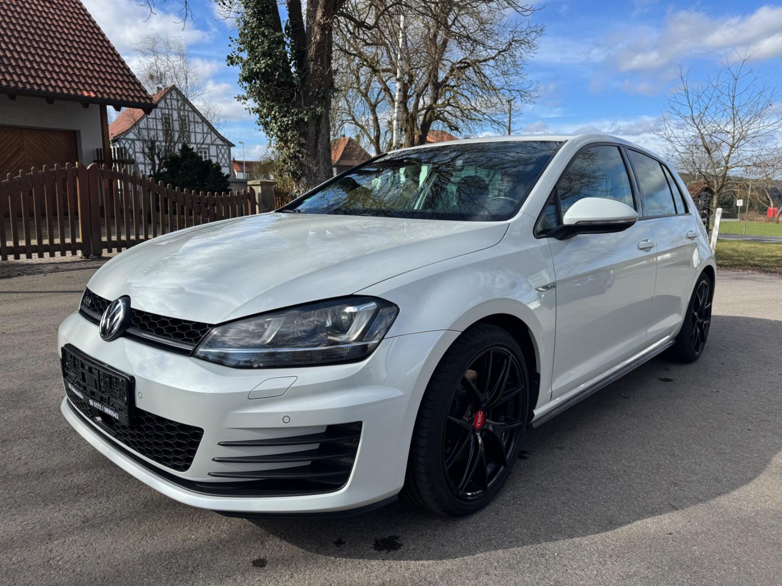 Volkswagen Golf 2.0 TDI DSG BMT GTD Xenon Navi