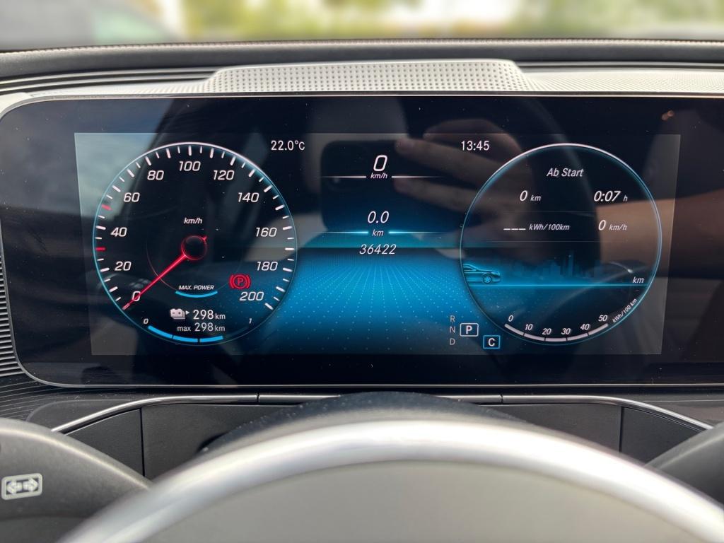 Mercedes-Benz EQC 400 4M Mbeam*CarP*360*KGo*HUD*SHD*Memory*FAP