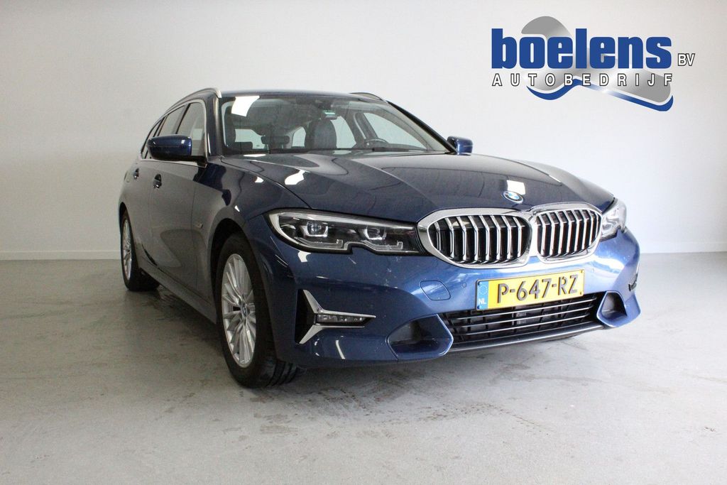 Image of BMW 320