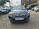 Opel Astra J Sports Tourer 1.4 Turbo Innovation - Opel Astra aus 2011: Turbo