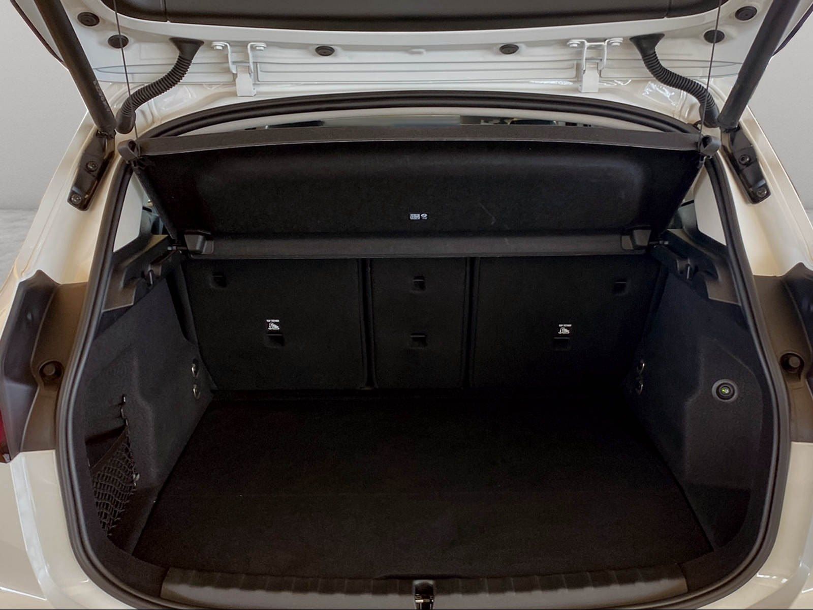 BMW 220 Active Tourer - Bild 11
