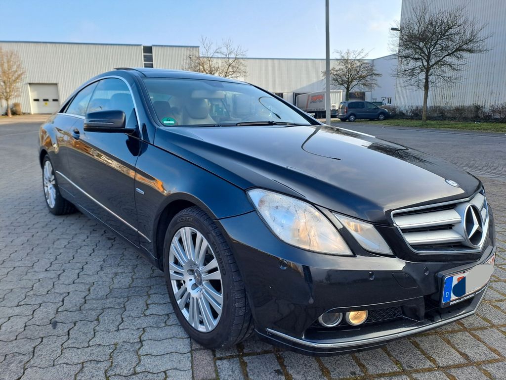 Mercedes-Benz E 200