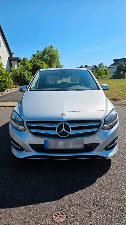 Image of Mercedes-Benz B 180