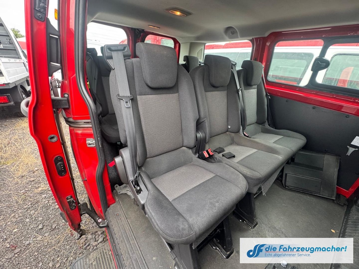 Fahrzeugabbildung Ford Transit Custom Tourneo 300 L1 *TURBOSCHADEN*2352
