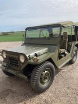 Ford  Mutt M 151 A1  - Ford mit Benzin-Antrieb: Geländewagen, Mutt 151