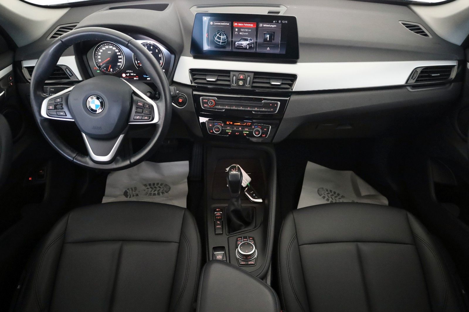 Fahrzeugabbildung BMW X1 xDrive 25e Advantage Leder,Navi,LED,Kamera,SH