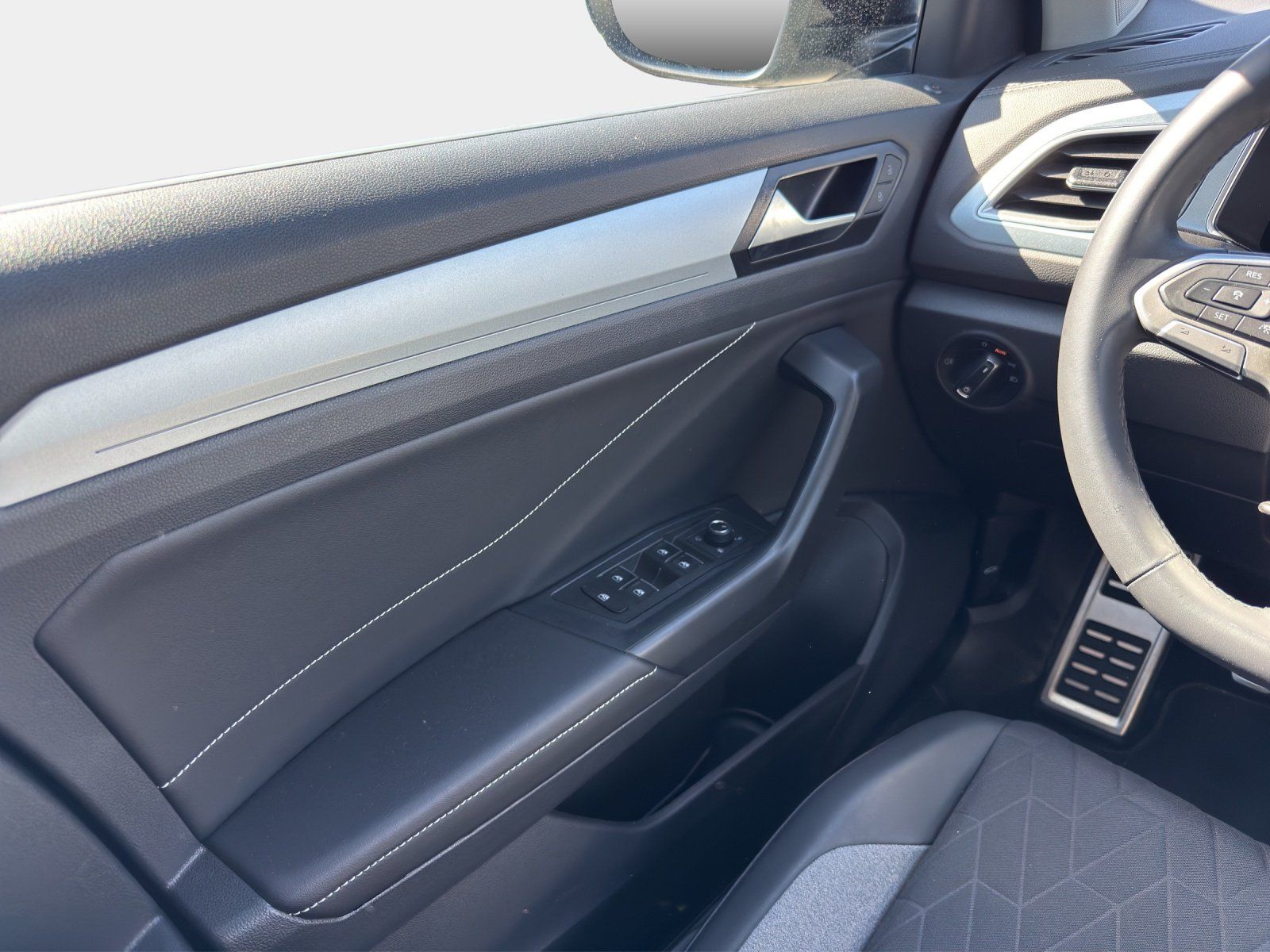 Volkswagen T-Roc - Bild 10