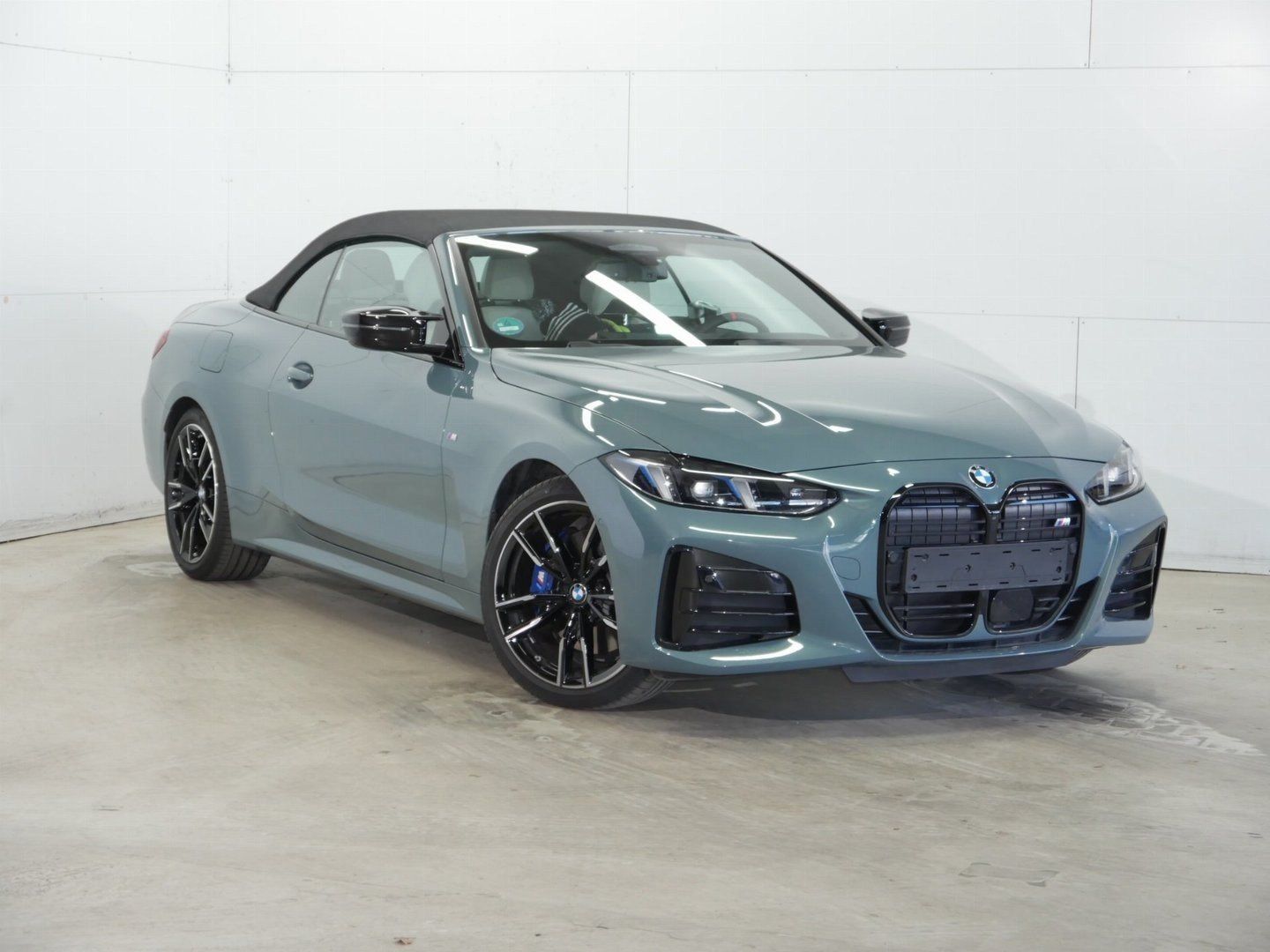 Fahrzeugabbildung BMW M440i xDrive HK HiFi Adap. LED Adap. M Fahrwerk