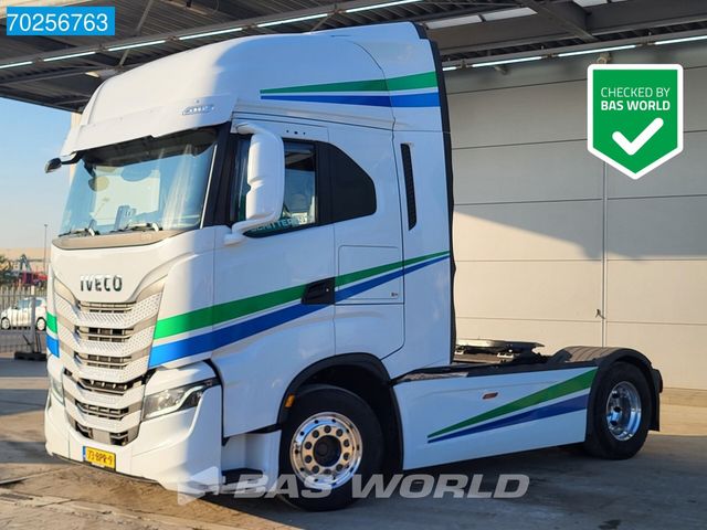 Iveco S-Way 460 4X2 NL-Truck 2x Tanks Retarder Standkl