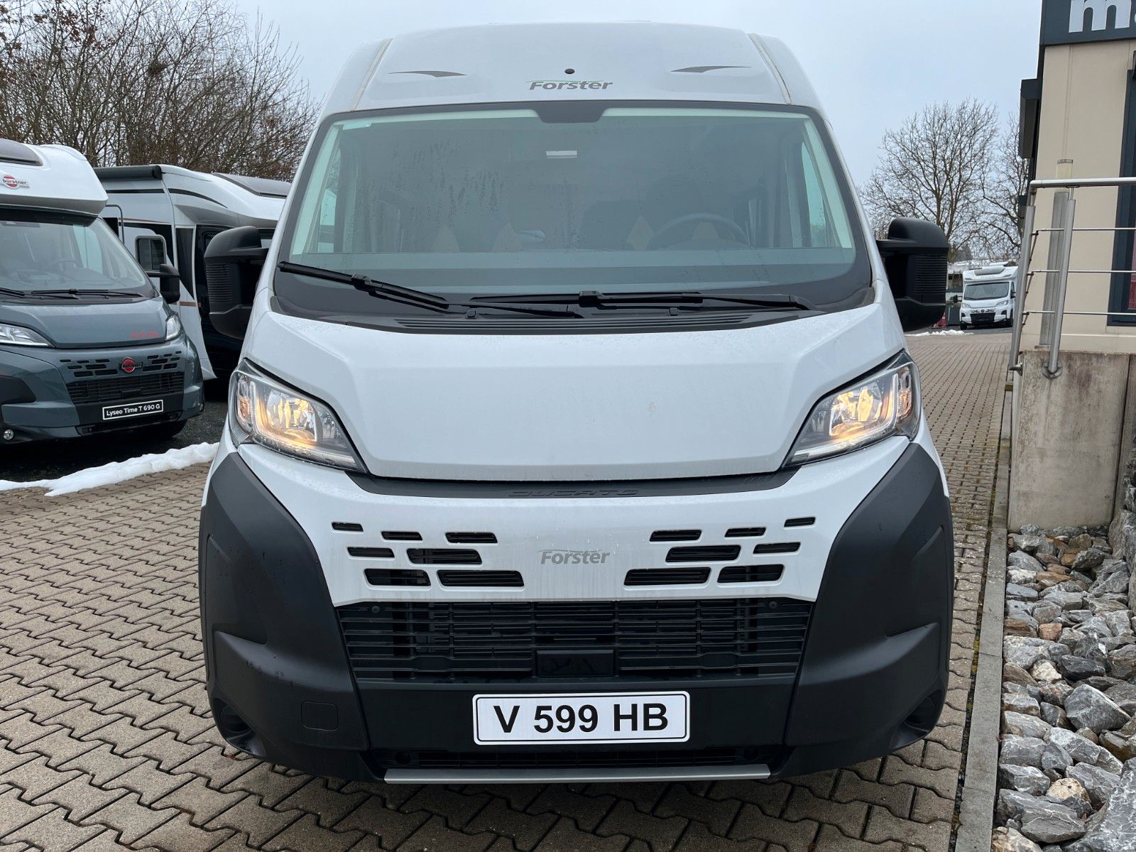 Fahrzeugabbildung Forster Vantasy V 599 HB *Modell26*Rückfahrkam.*Dieselhz