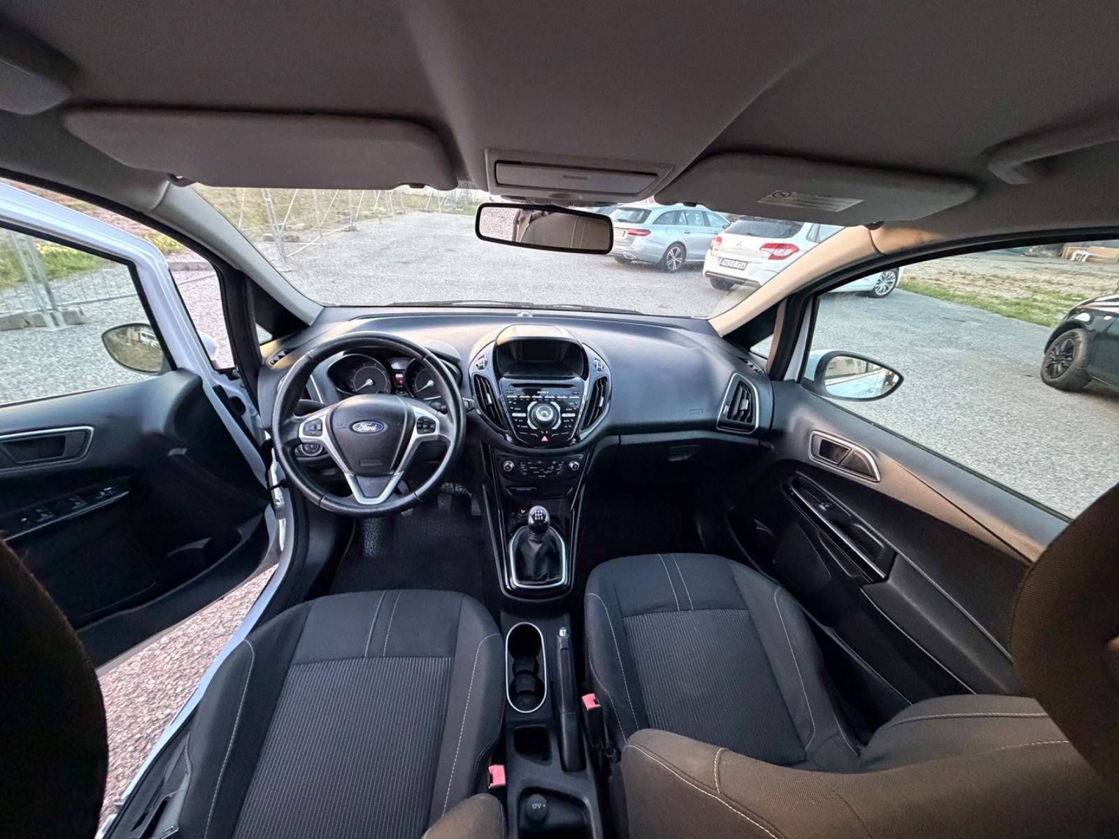 Ford B-MAX 2012 — photo 14