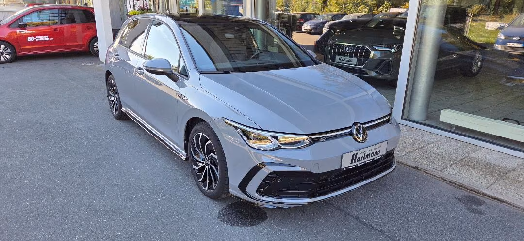 Volkswagen Golf R-Line 1,5TSI DSG Matrix Klima PGD Sitzh AP