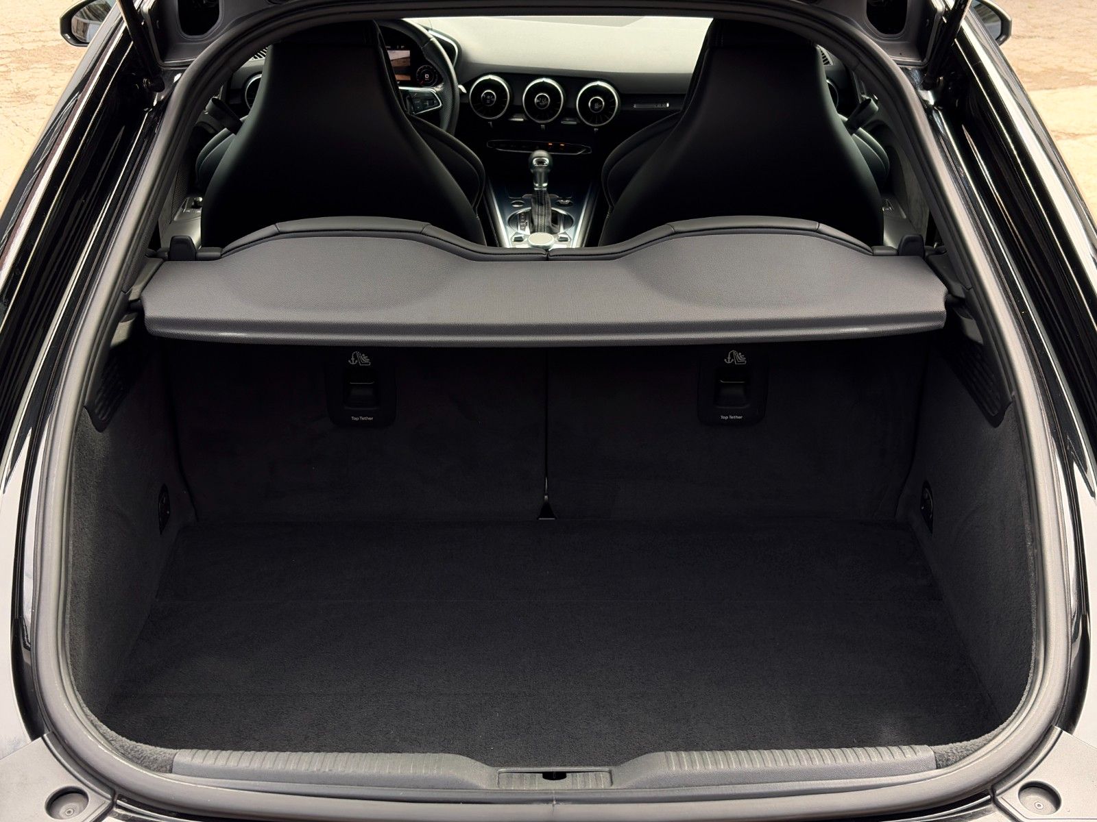 Fahrzeugabbildung Audi TT Coupe 1.8 TFSI S Line B&O CAM Tempomat Leder