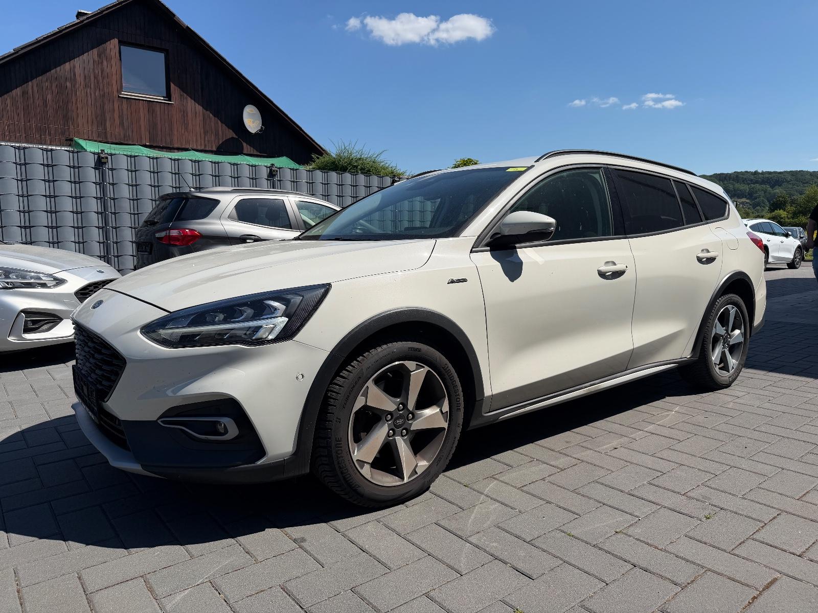 Ford Focus Turnier Active *Motorschaden*