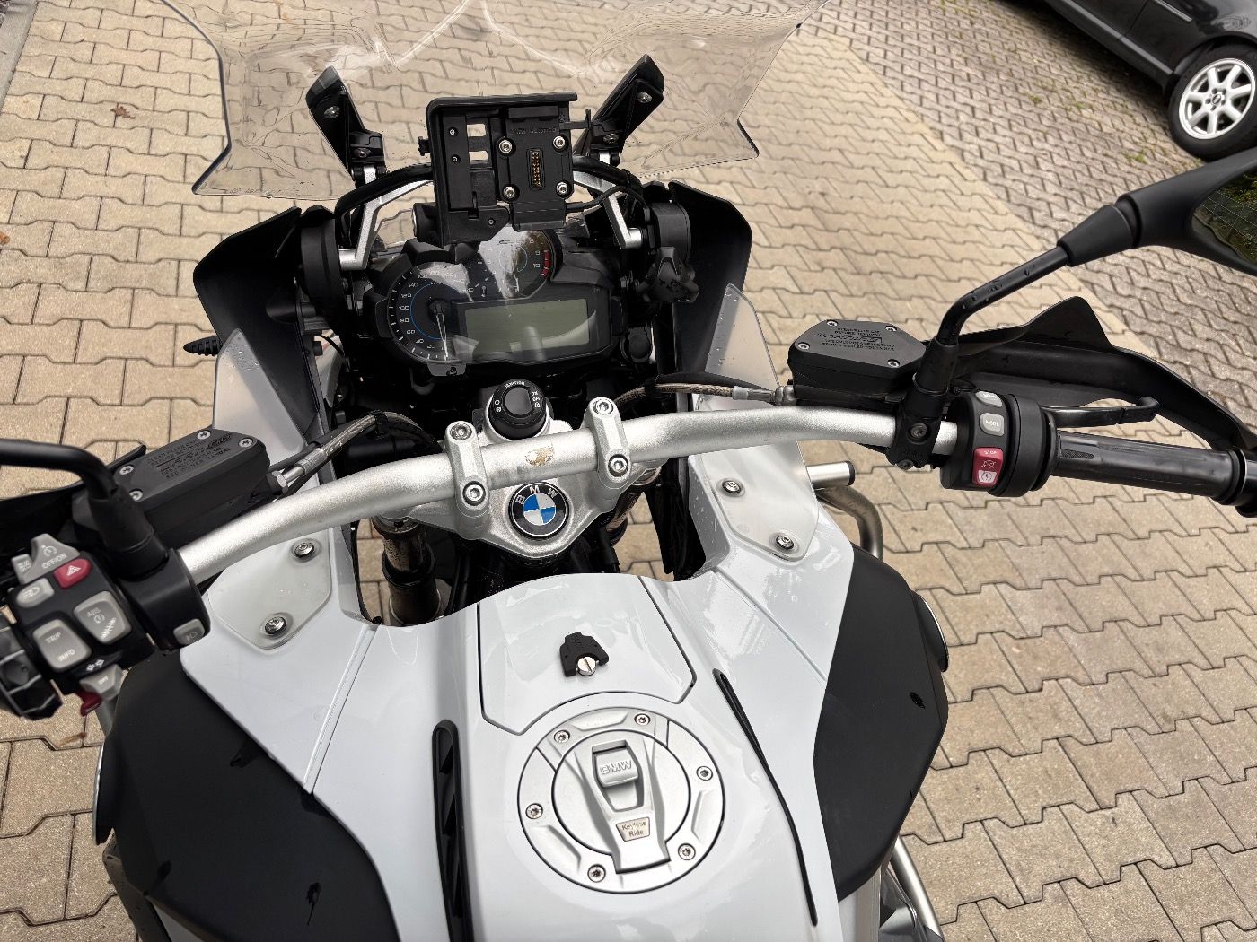 Fahrzeugabbildung BMW R 1200 GS Adventure 3 Pakete Koffersatz