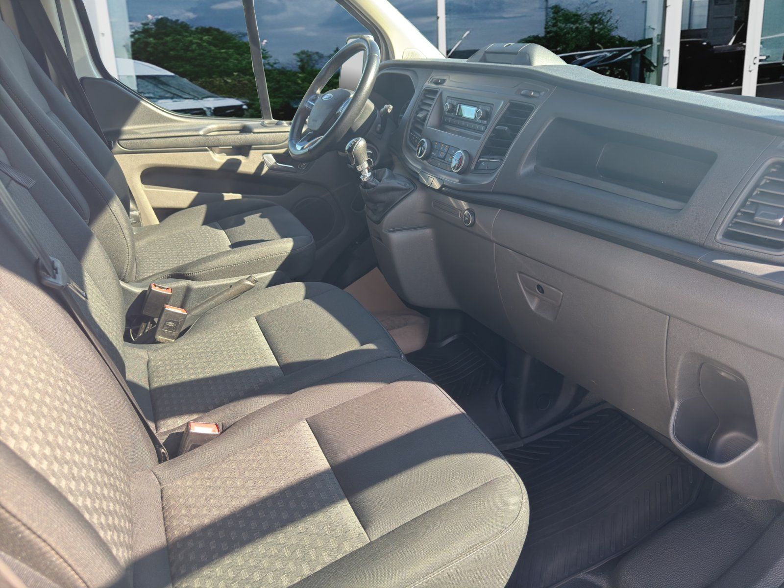 Fahrzeugabbildung Ford Transit Custom 2.0 Ecoblue 340 L1 Trend