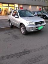 Toyota RAV 4. Klima TÜV bis 11.207 - Toyota RAV 4 Gebrauchtwagen in Düsseldorf