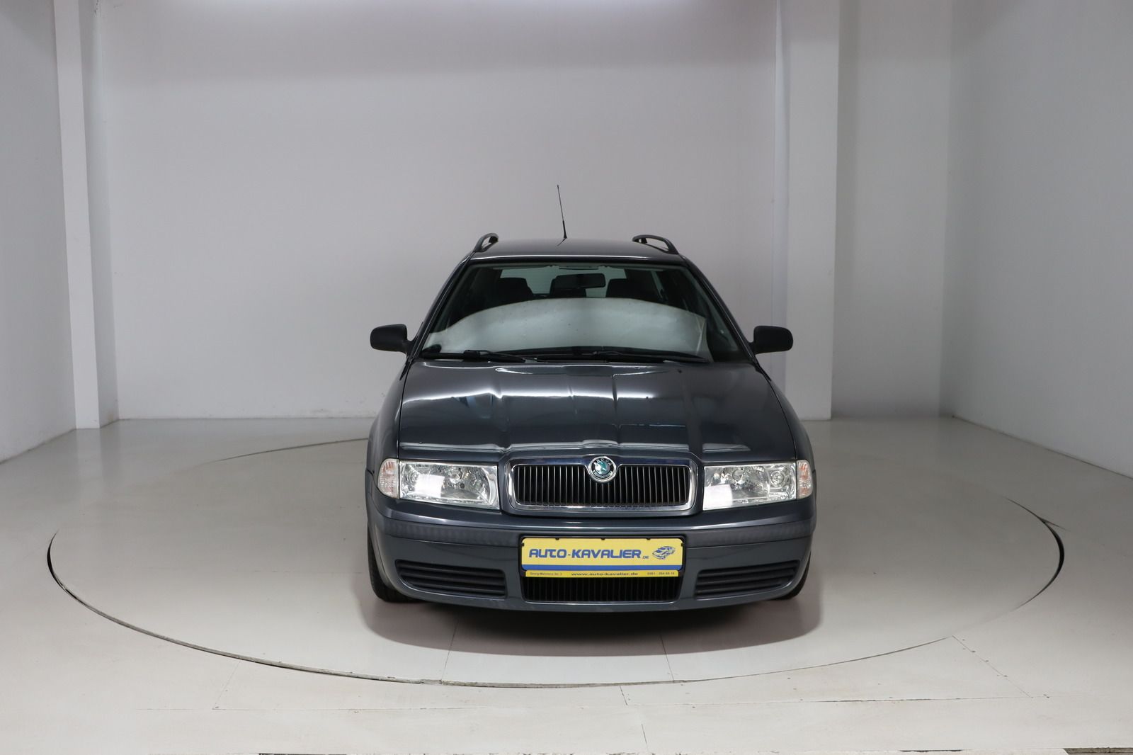 Fahrzeugabbildung SKODA Octavia Combi 1.6 Ambiente
