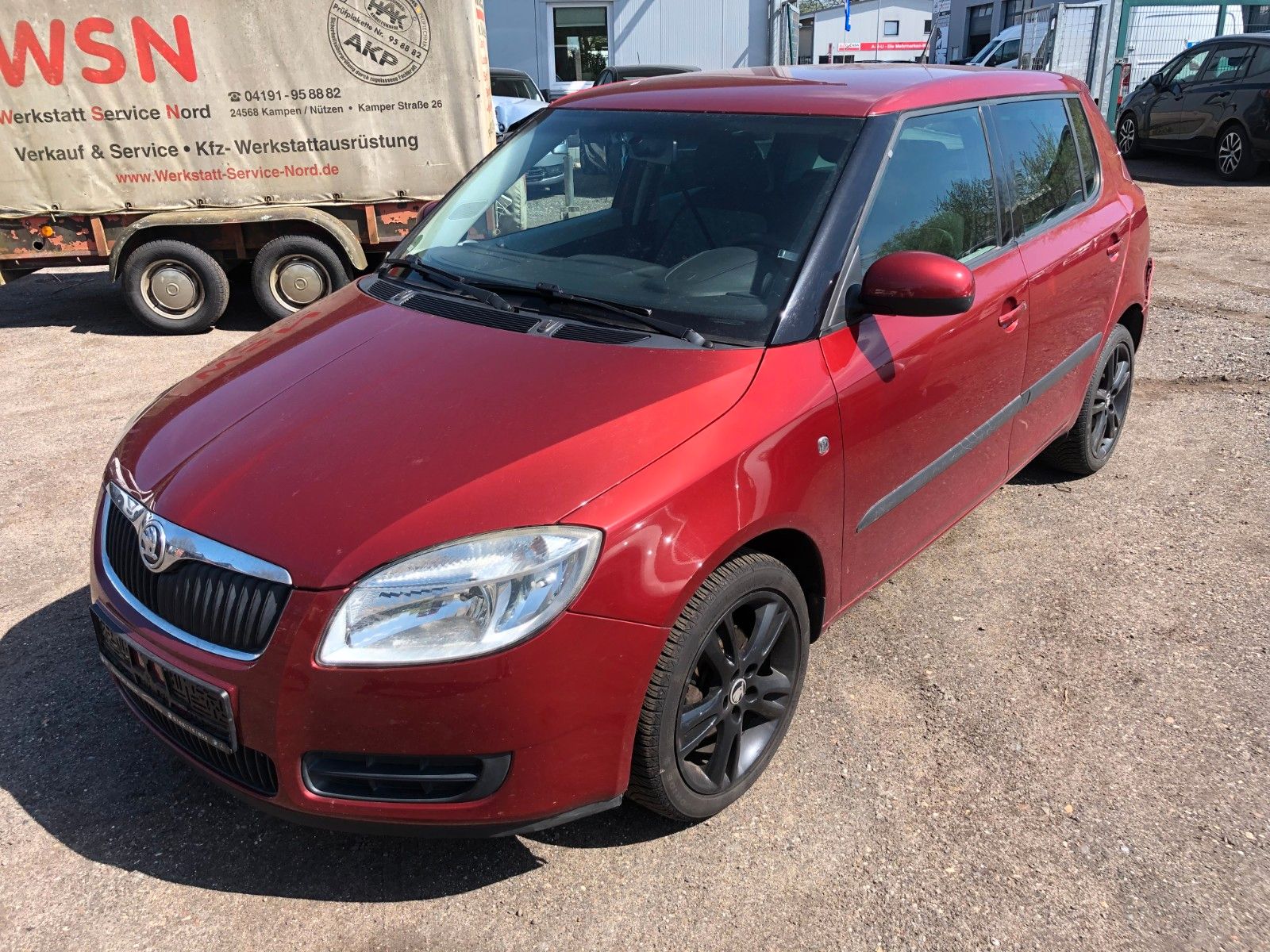 Fahrzeugabbildung SKODA Fabia Ambiente Heckschaden