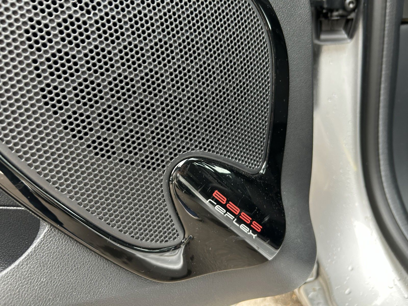 Fahrzeugabbildung Renault Clio IV Collection