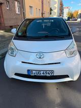 Toyota IQ 1,0-l-VVT-i Multidrive -Automatik klima priva - Toyota IQ: Multidrive