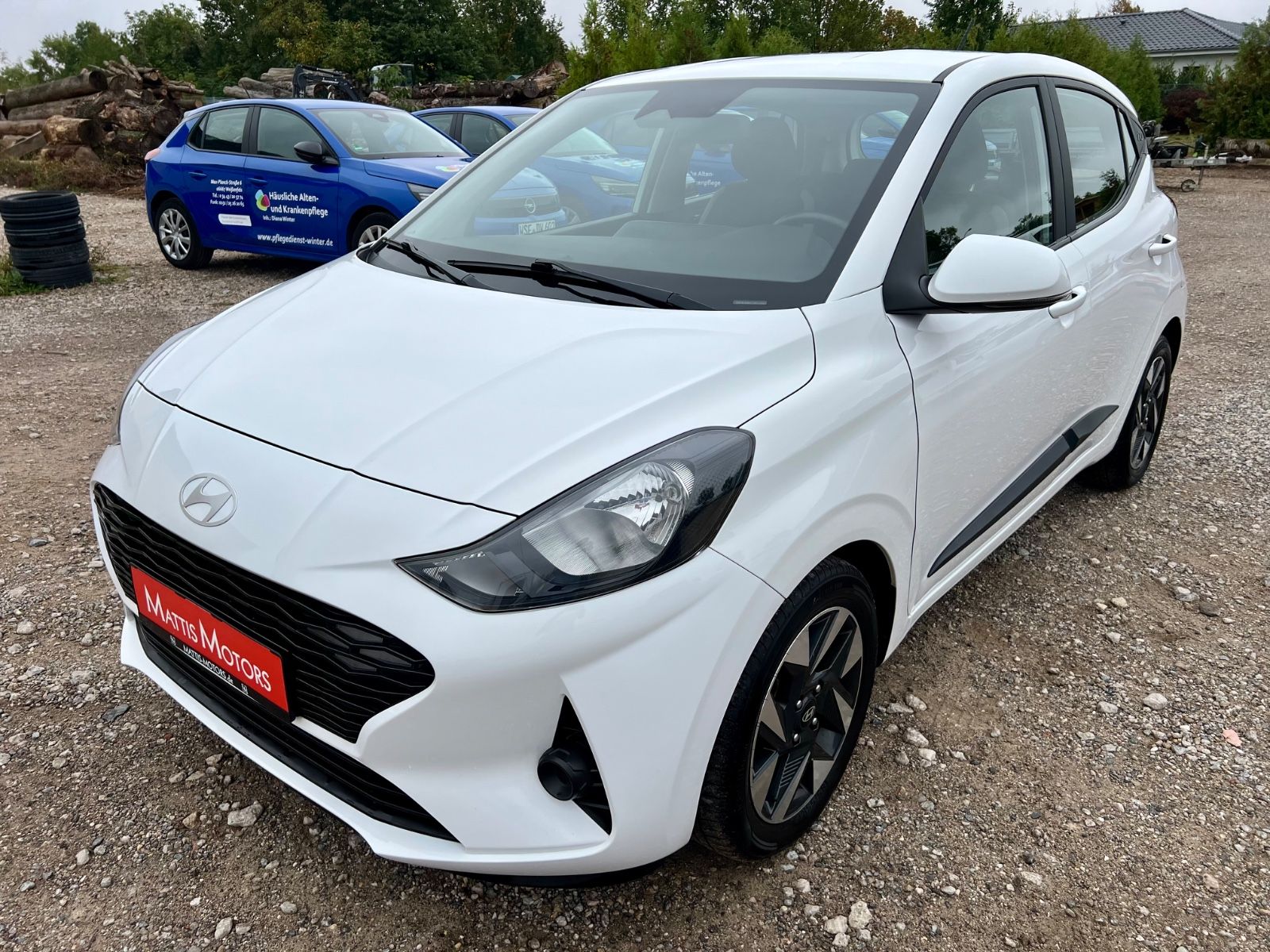 HYUNDAI i10 Trend KLIMA KAMERA NAVI SHZ