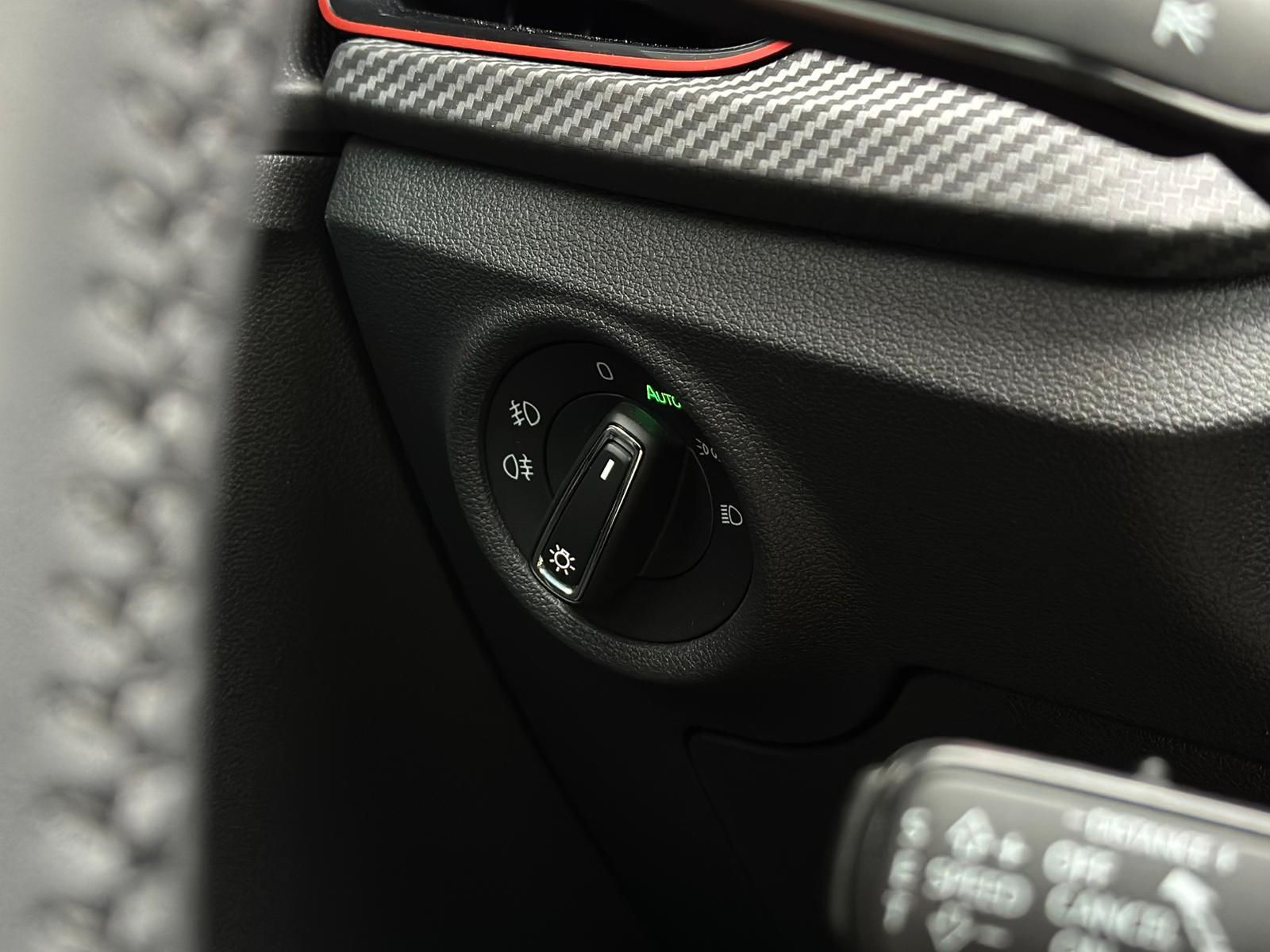 SKODA Kamiq 1.5TSI - Image 19