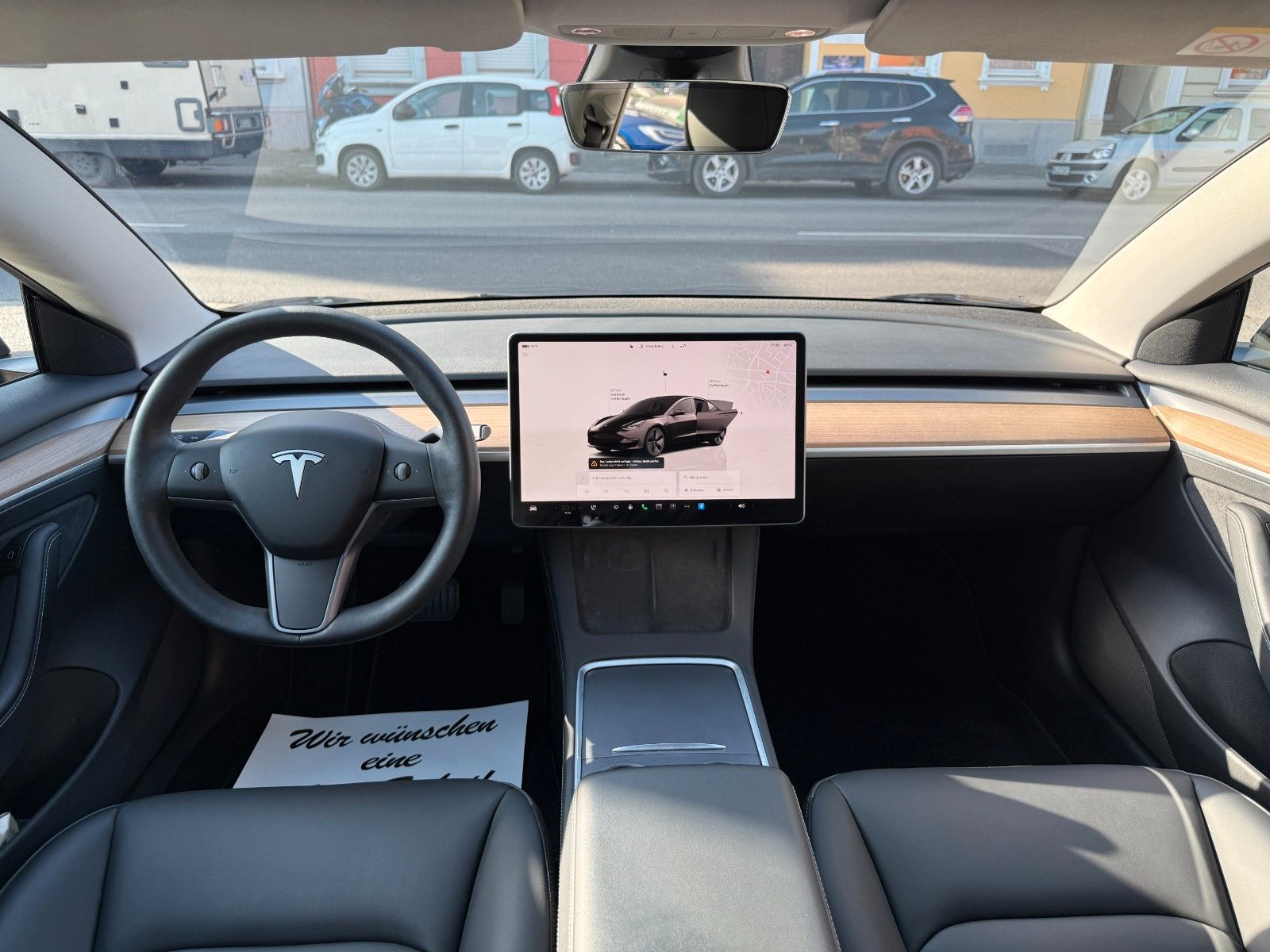 Fahrzeugabbildung Tesla Model 3 Long Range Dual AWD 1-Hand