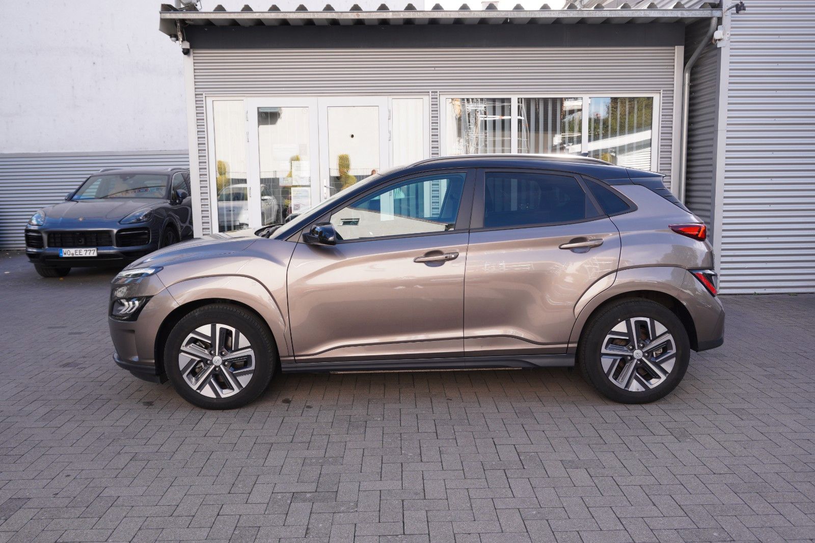 Hyundai KONA Trend WPump 3Phasen AssPak NaviPak HUD LED imagem 3