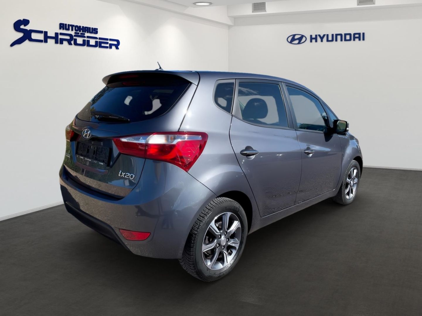 Fahrzeugabbildung Hyundai ix20 1.6 Space Plus Navigation Kamera Sitzheizun