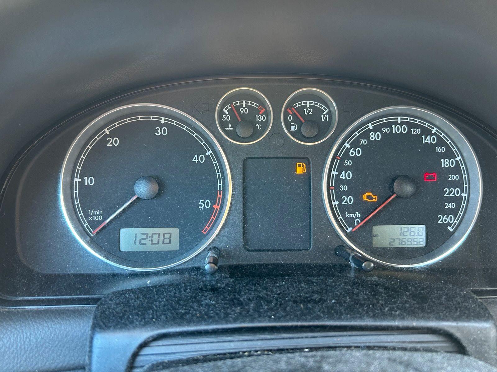 Volkswagen Passat 2004 — photo 10
