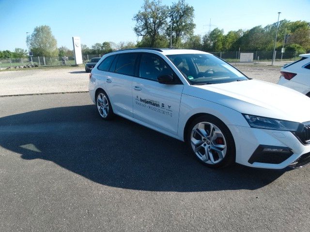 ŠKODA Octavia Octavia Combi RS 2.0 TDI DSG 4x4 – Bild 3 von 20