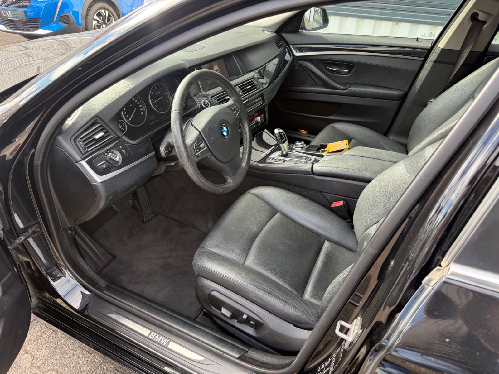 Bmw 530d xDrive Touring "Leder-Navi-Automatik" – Bild 10