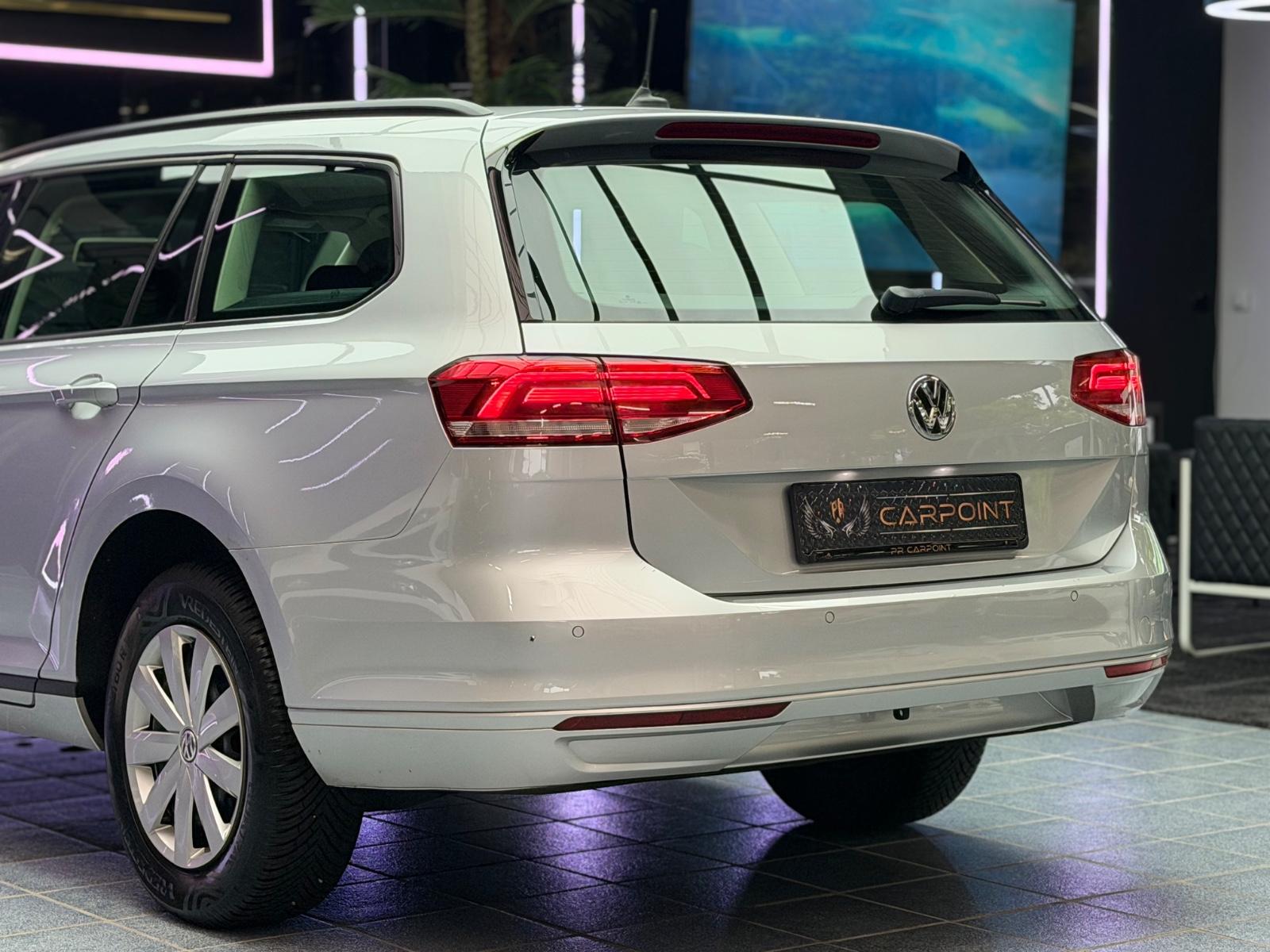 Volkswagen Passat Variant Trendline 2.0TDI/Navi/Aut./BT