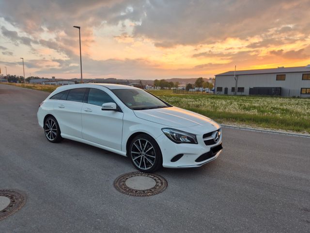MERCEDES-BENZ CLA 250 Shooting Brake