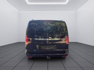 Mercedes V 220 - 5