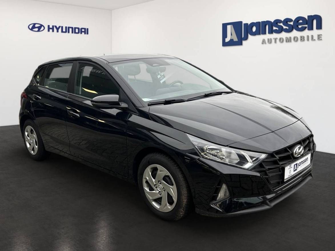 Fahrzeugabbildung Hyundai i20 Select Funktionspaket