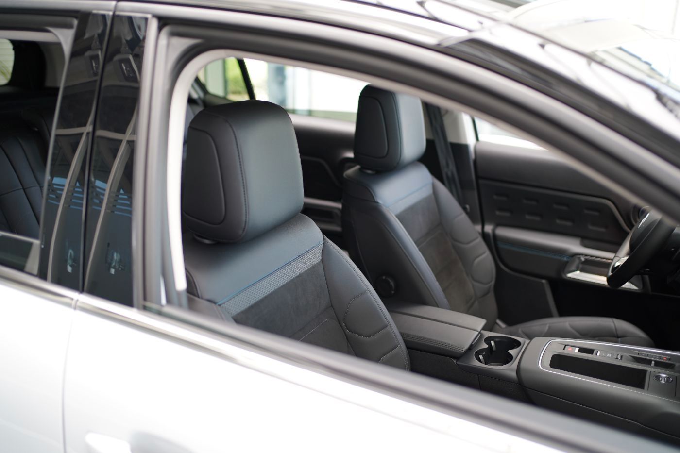 Fahrzeugabbildung Citroën C5 Aircross Hybrid 180 EAT8 Max Automatik Navi