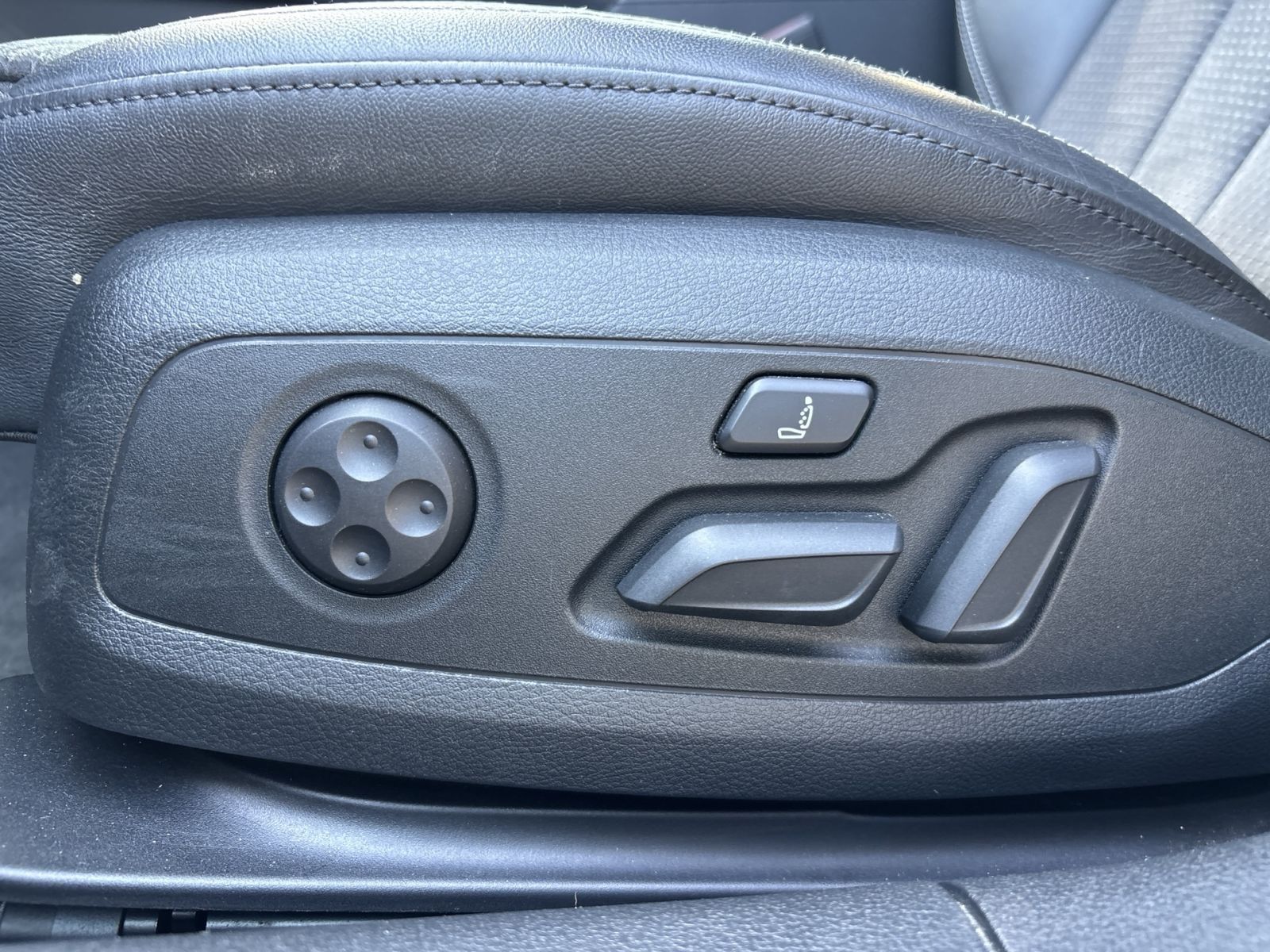 Audi A4 - Bild 9
