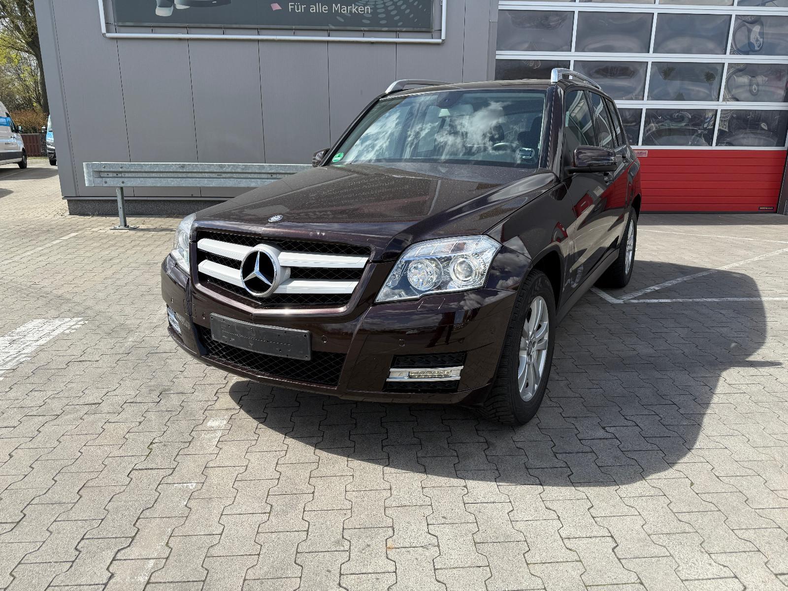 Mercedes-Benz GLK 300 4Matic*Bi-Xenon*1.Hd*GRA*Navi*