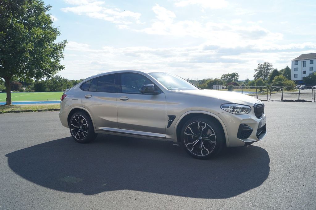 Image of BMW X4 M