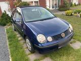 Volkswagen VW Polo 2004 1,2 - Volkswagen Polo aus 2004 mit Benzin-Antrieb: Kleinwagen, Klimaanlage, 1.2